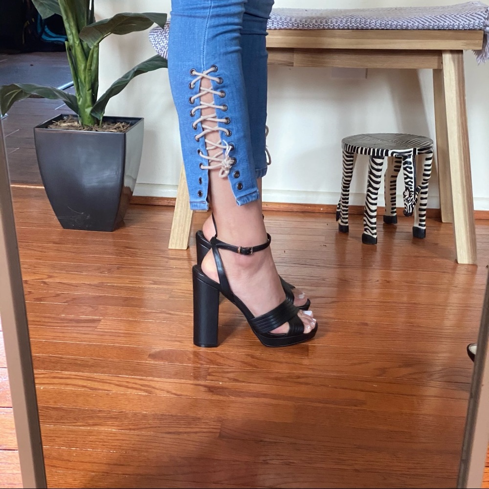 Black platform heels, NWB - Picture 5 of 6